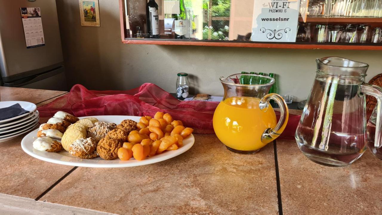 7Th Street Guesthouse Johannesburg Bagian luar foto