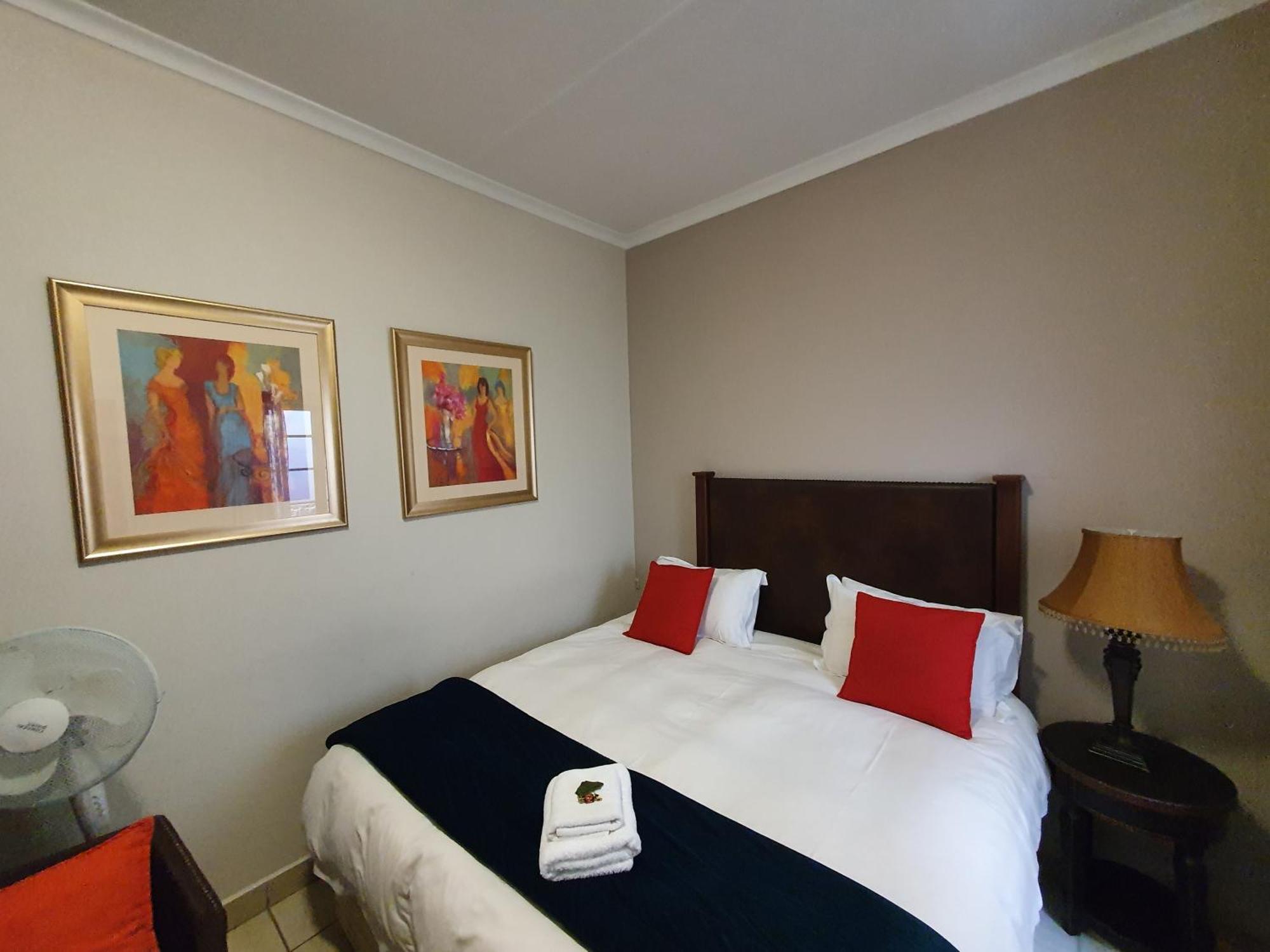 7Th Street Guesthouse Johannesburg Bagian luar foto