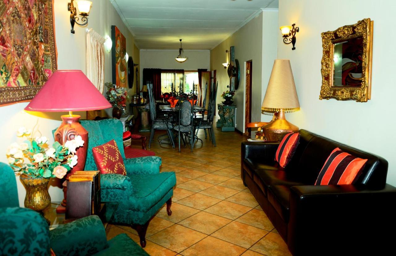 7Th Street Guesthouse Johannesburg Bagian luar foto